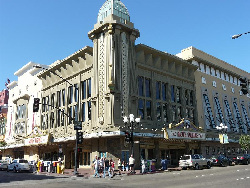 Gaslamp Quarter P1010888.jpg